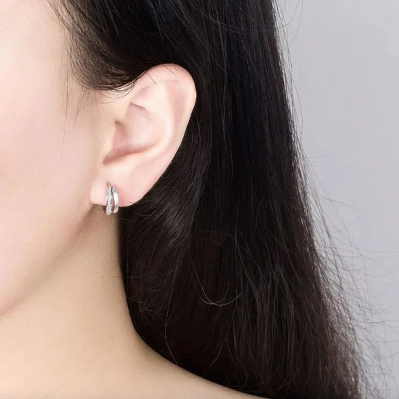 925 Sterling Silver Double Layer Minimalist Dainty Huggie Hoop Earrings - Picture 4 of 6